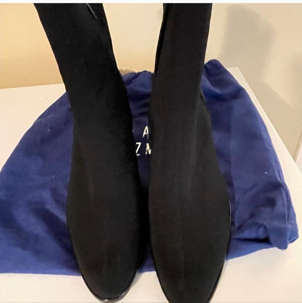 Elegant Stuart Weitzman Black Ankle Boots - 8.5